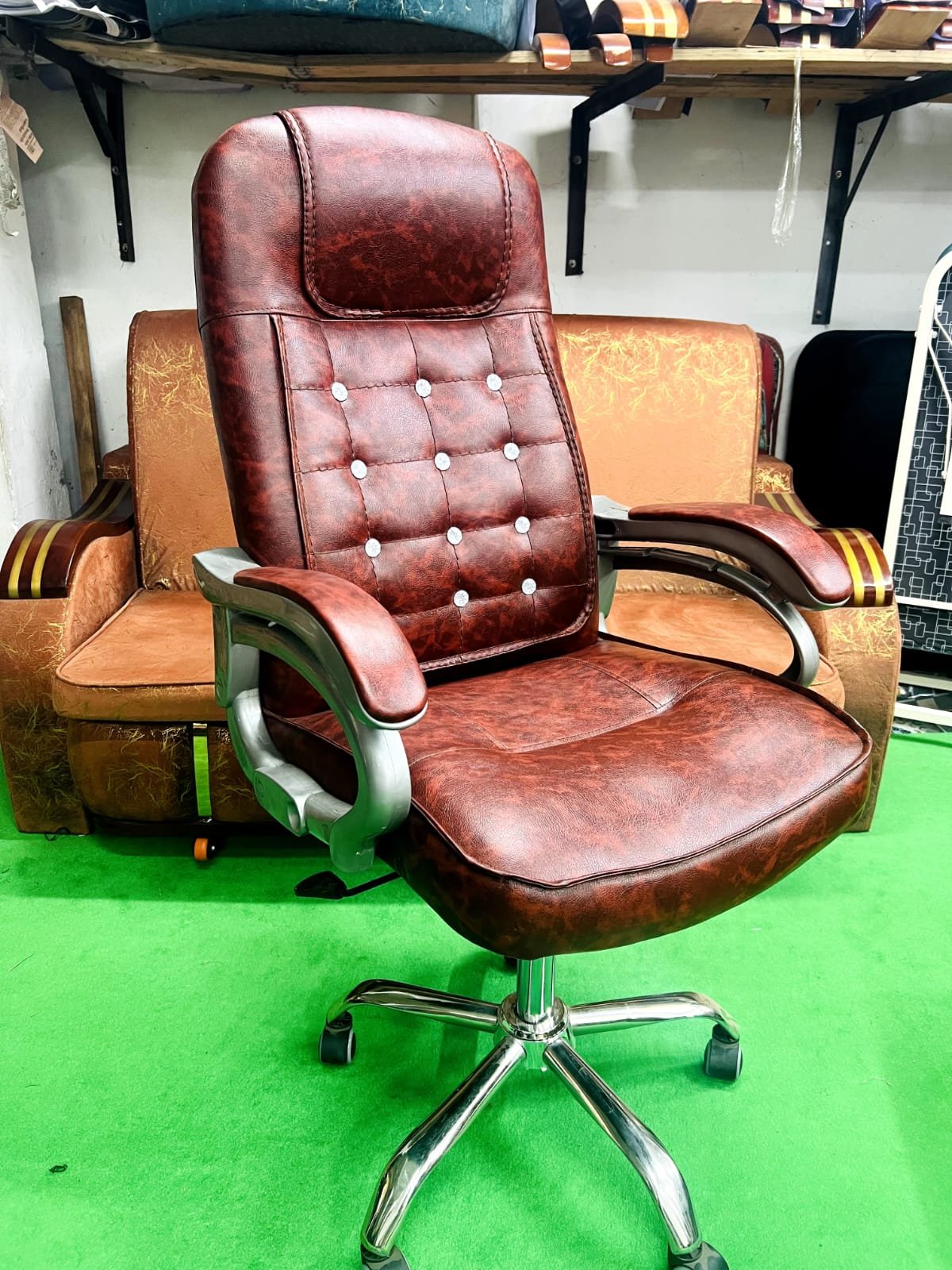 Boss chair M-03 k